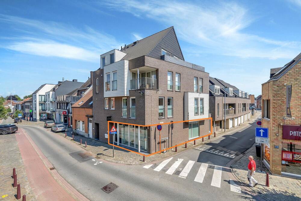 Handelszaak te  huur in Erembodegem 9320 1800.00€  slaapkamers 130.00m² - Zoekertje 174818