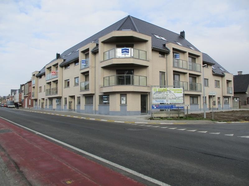 Parking & garage te  koop in Ninove 9400 25000.00€  slaapkamers m² - Zoekertje 677