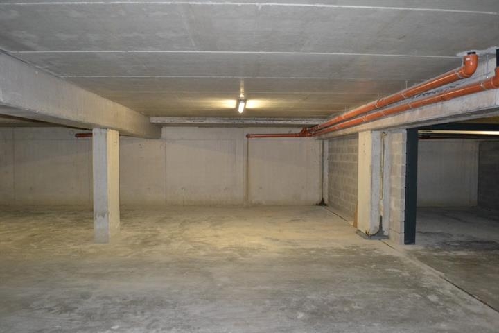 Parking & garage te  koop in Aalst 9300 17900.00€ 0 slaapkamers m² - Zoekertje 117