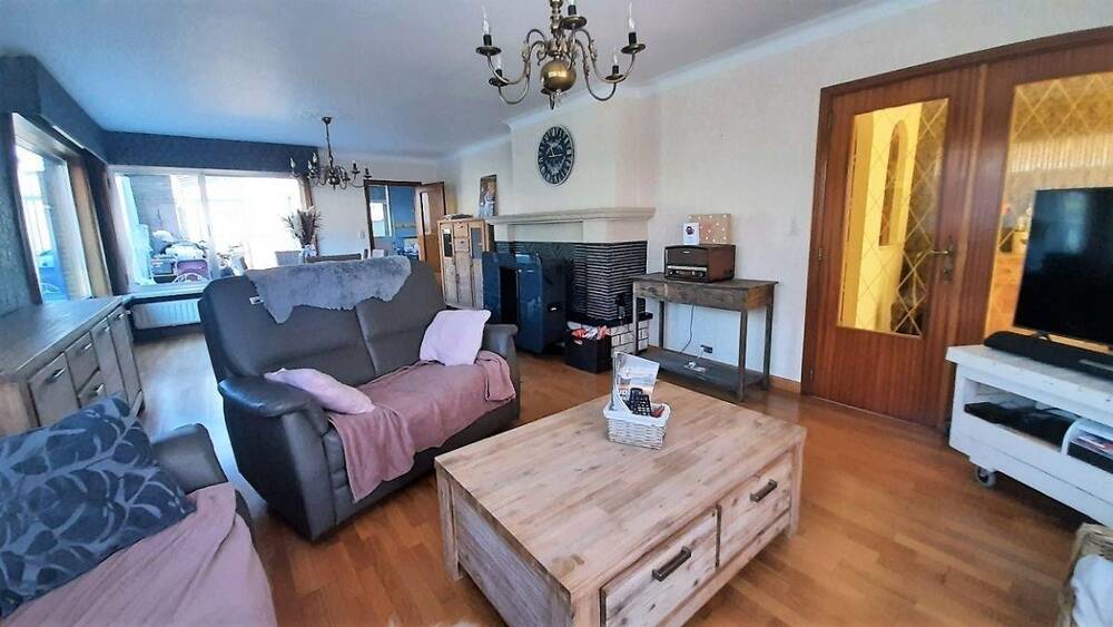 Huis te  koop in Eine 9700 440000.00€ 3 slaapkamers m² - Zoekertje 2301