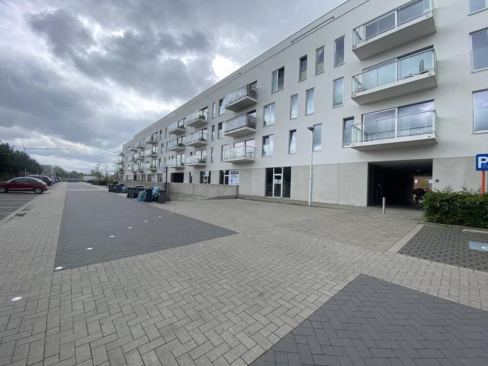 Handelszaak te  koop in Lokeren 9160 352000.00€  slaapkamers 176.00m² - Zoekertje 3755