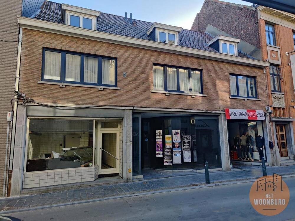 Mixgebouw te  koop in Ninove 9400 849000.00€  slaapkamers m² - Zoekertje 8825