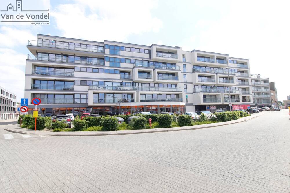 Appartementsgebouw te  koop in Denderleeuw 9470 2550000.00€  slaapkamers 1554.00m² - Zoekertje 11675