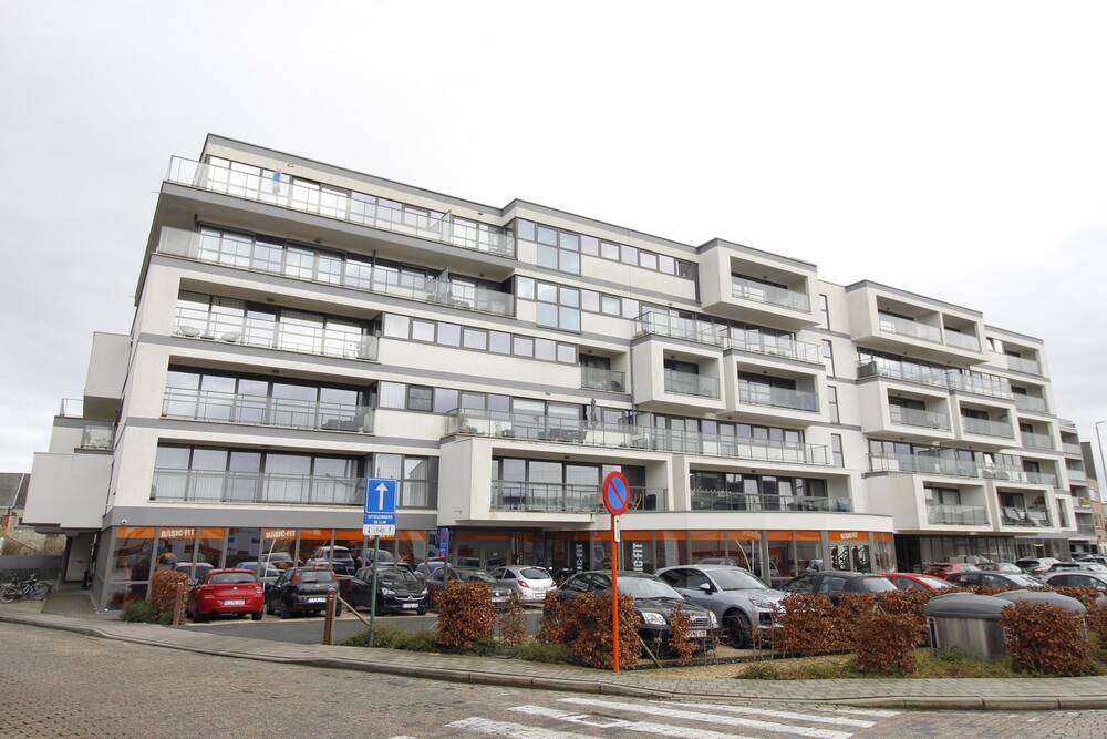 Parking & garage te  koop in Denderleeuw 9470 8500.00€  slaapkamers m² - Zoekertje 11674