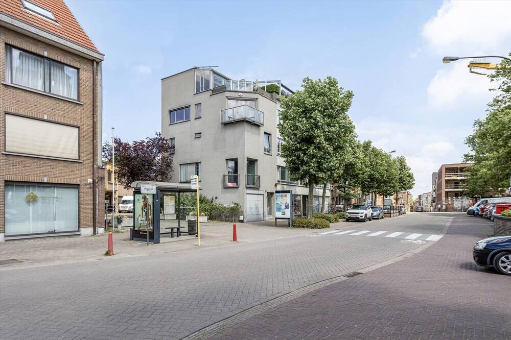 Huis te  in Burcht 2070 375000.00€ 4 slaapkamers 248.00m² - Zoekertje 13365