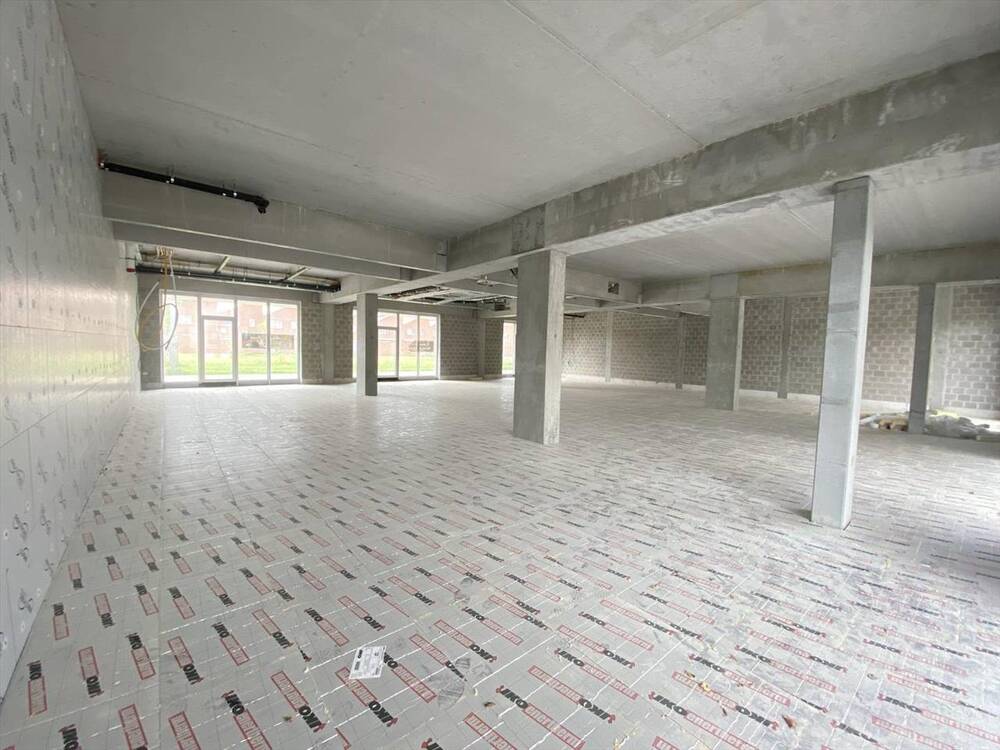 Handelszaak te  koop in Lokeren 9160 312500.00€  slaapkamers 216.00m² - Zoekertje 14397