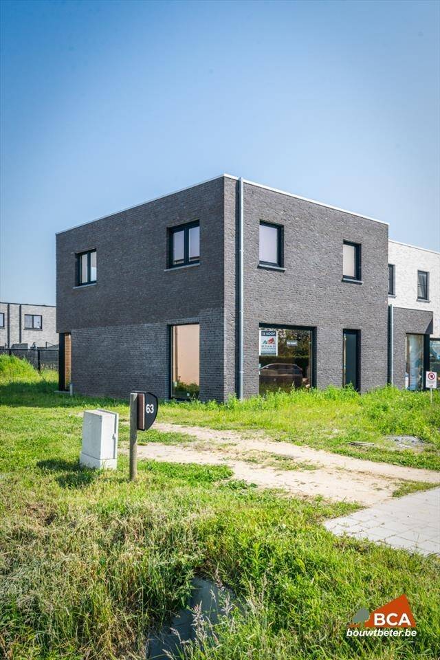 Huis te  koop in Kaprijke 9970 285761.00€ 3 slaapkamers 157.00m² - Zoekertje 16314