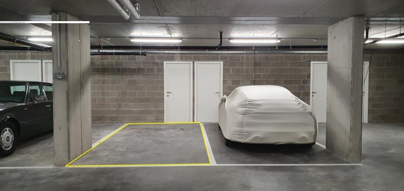 Parking & garage te  koop in Gentbrugge 9050 27500.00€  slaapkamers m² - Zoekertje 16871