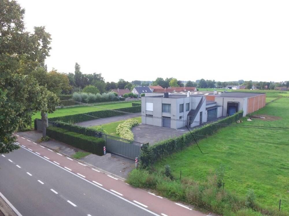 Handelszaak te  in Avelgem 8580 1500000.00€  slaapkamers 2345.00m² - Zoekertje 18557