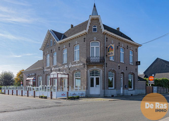 Commerciële ruimte te  koop in Herzele 9550 520000.00€  slaapkamers 400.00m² - Zoekertje 190969