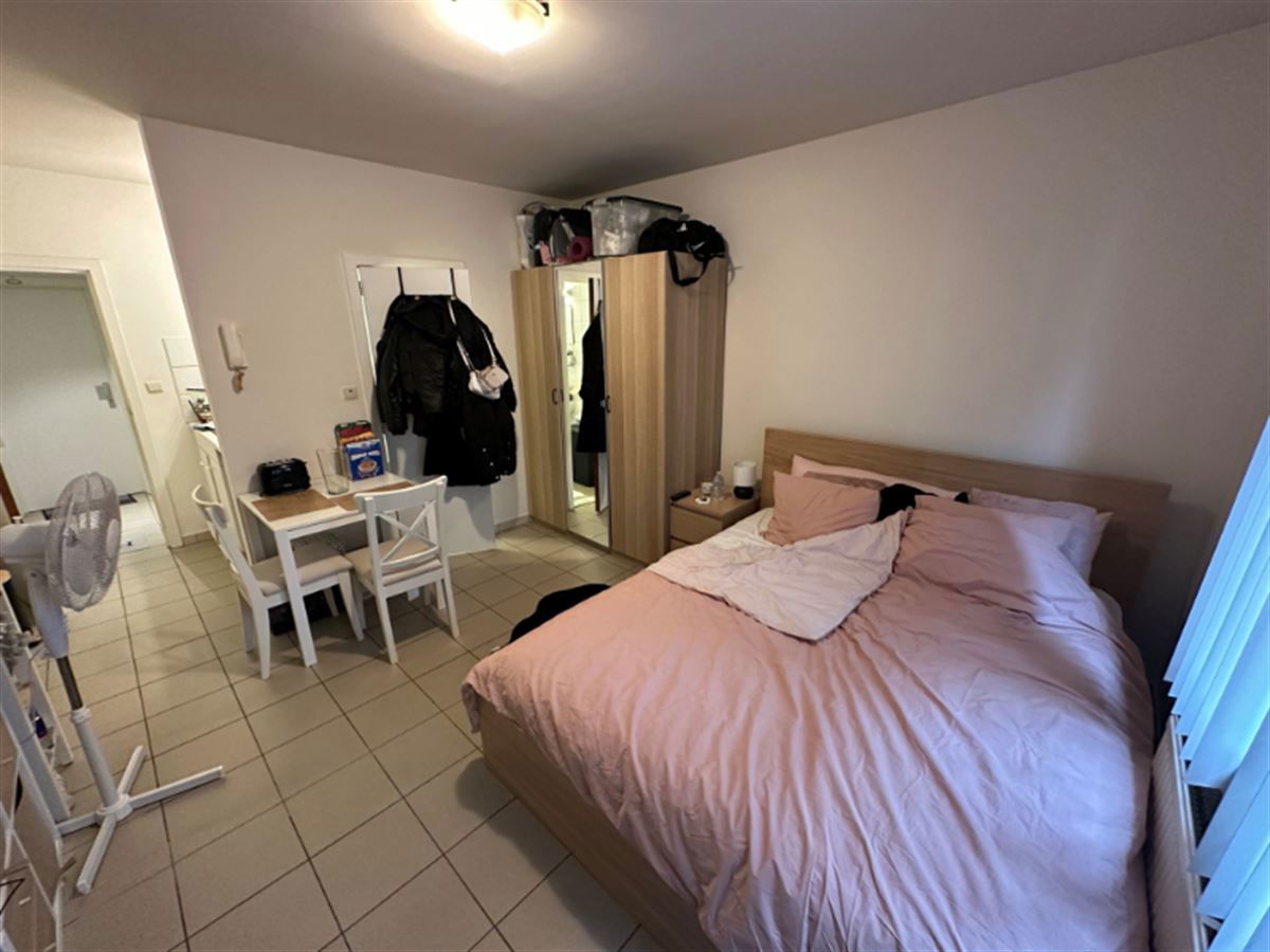 Studio te  huur in Aalst 9300 500.00€  slaapkamers m² - Zoekertje 276885