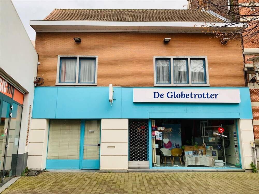 Handelszaak te  koop in Deinze 9800 450000.00€ 3 slaapkamers 275.00m² - Zoekertje 28772