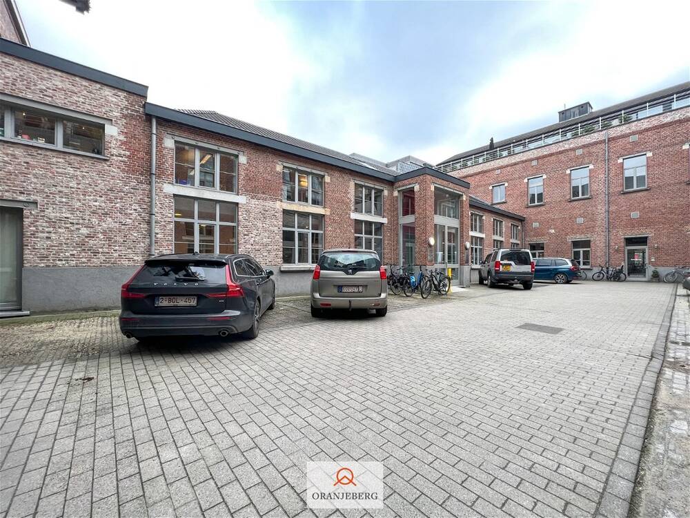 Commerciële ruimte te  koop in Gent 9000 1250000.00€  slaapkamers m² - Zoekertje 88682