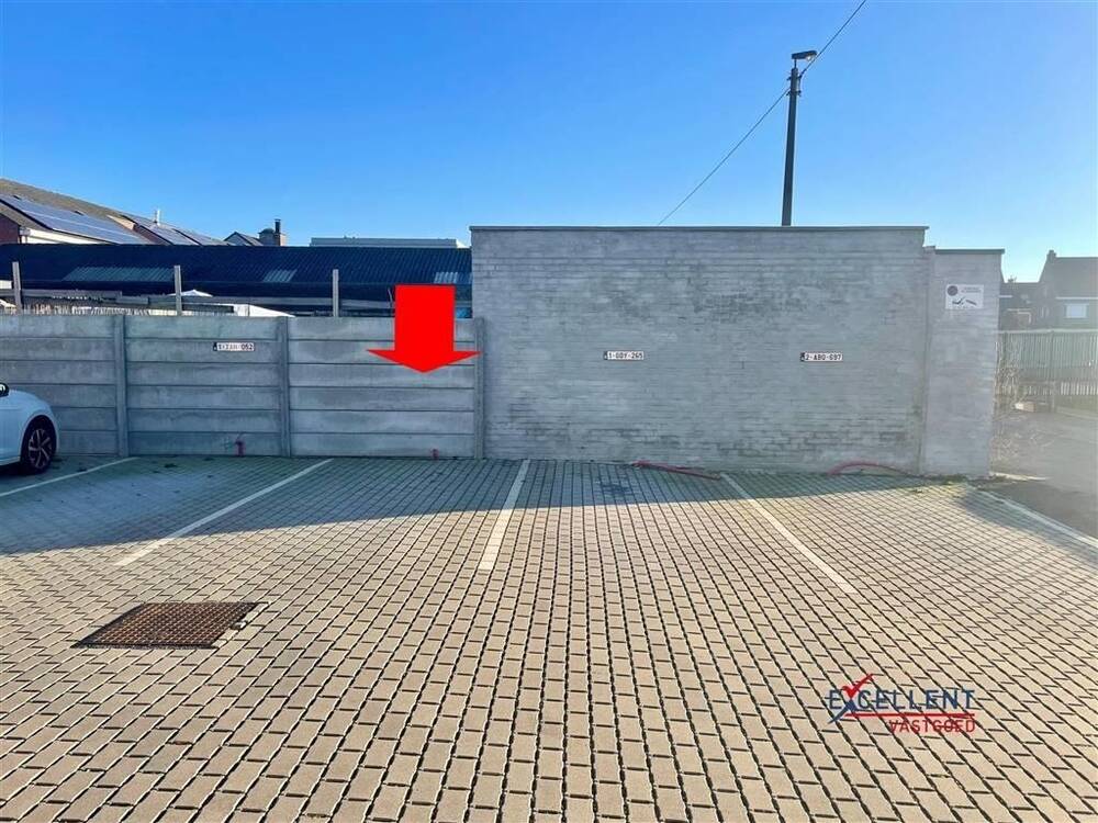 Parking & garage te  koop in Petegem-aan-de-Leie 9800 12500.00€  slaapkamers 12.50m² - Zoekertje 31107