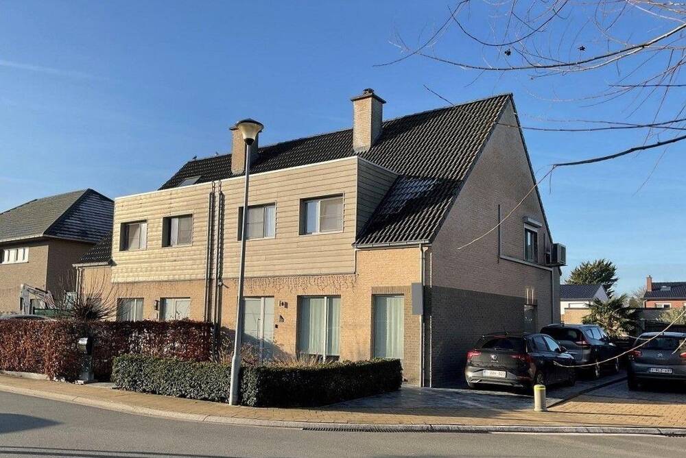 Huis te  koop in De Klinge 9170 460000.00€ 3 slaapkamers 163.00m² - Zoekertje 33451