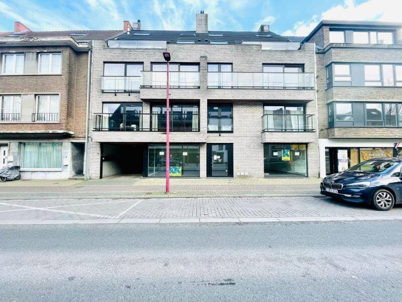 Handelszaak te  koop in Deinze 9800 440000.00€  slaapkamers m² - Zoekertje 33944