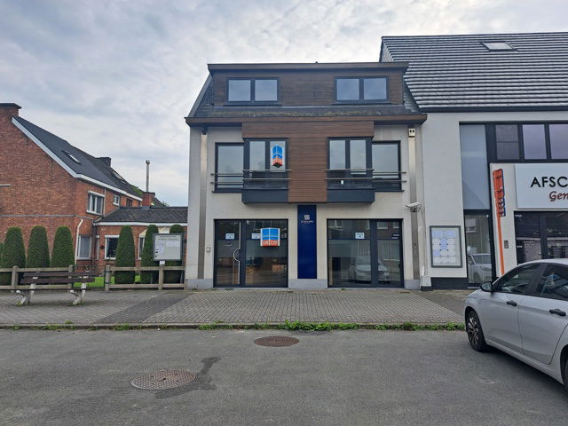 Commerciële ruimte te  huur in Wichelen 9260 890.00€  slaapkamers 124.00m² - Zoekertje 277440