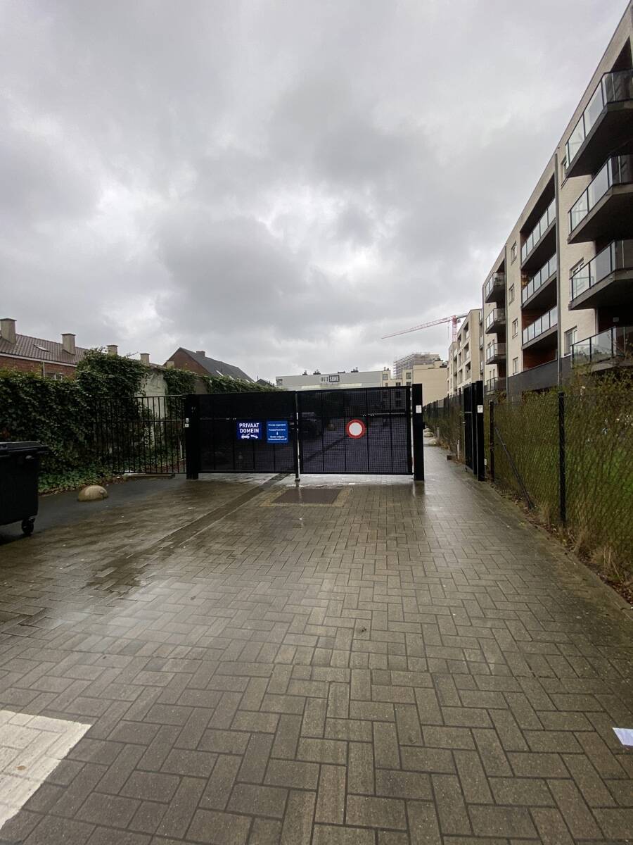 Parking & garage te  koop in Gent 9000 62000.00€  slaapkamers m² - Zoekertje 35934