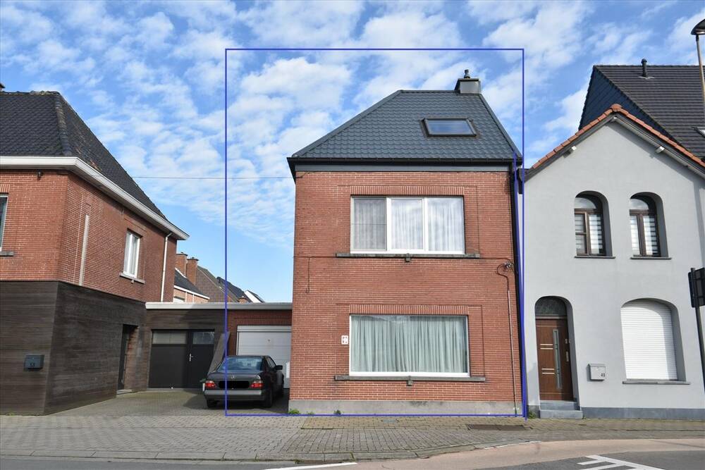 Huis te  koop in Nieuwkerken-Waas 9100 330000.00€  slaapkamers m² - Zoekertje 37087