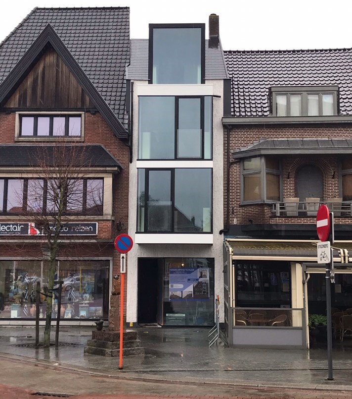 Commerciële ruimte te  huur in Maldegem 9990 870.00€  slaapkamers m² - Zoekertje 89168