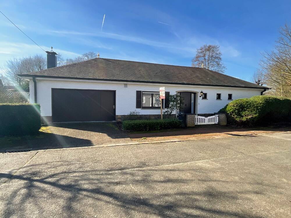 Bungalow te  koop in Destelbergen 9070 590000.00€ 4 slaapkamers m² - Zoekertje 277587