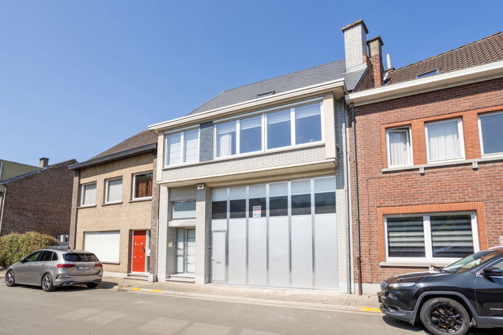 Mixgebouw te  koop in Aalst 9300 547000.00€ 2 slaapkamers 385.00m² - Zoekertje 277699