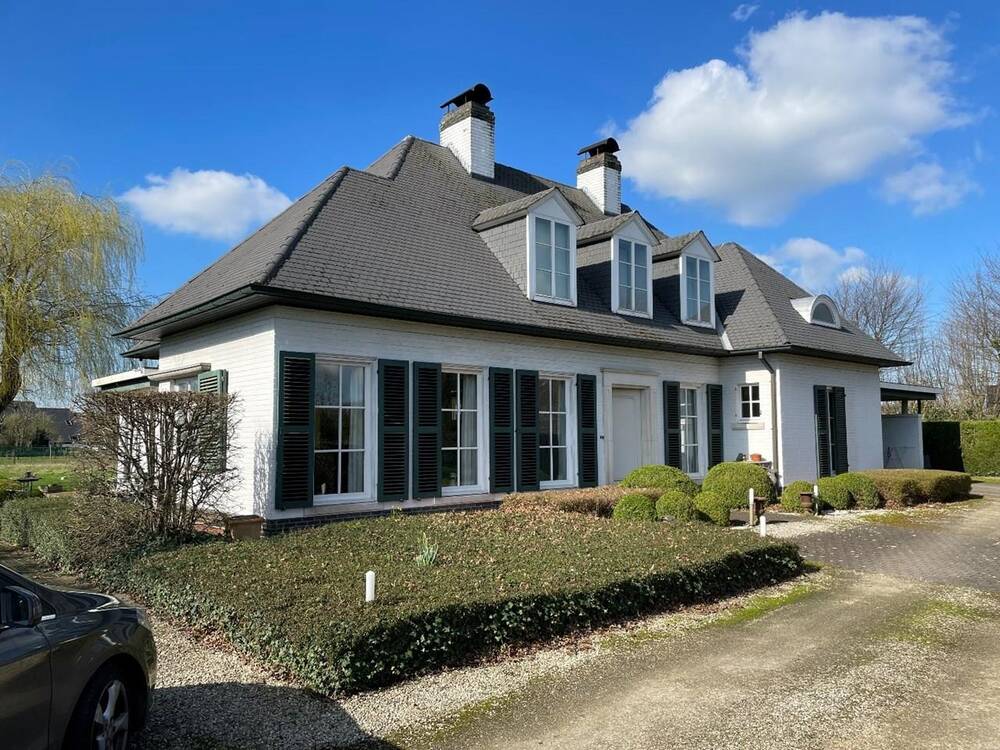 Villa te  koop in Lochristi 9080 755000.00€ 3 slaapkamers 206.00m² - Zoekertje 40322