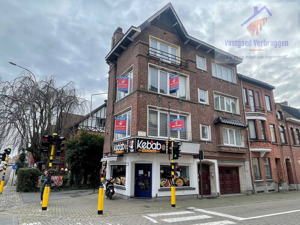 Appartementsgebouw te  koop in Aalst 9300 549000.00€ 6 slaapkamers 319.00m² - Zoekertje 277850