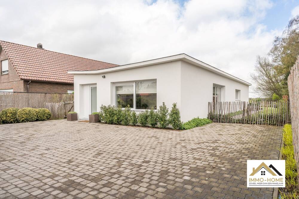 Bungalow te  koop in Belsele 9111 449900.00€ 2 slaapkamers 122.00m² - Zoekertje 278070