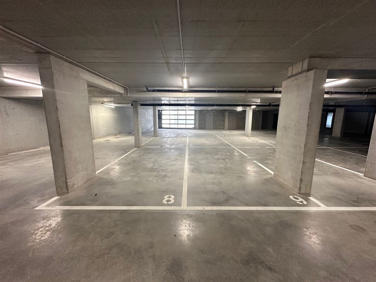 Parking & garage te  koop in Aalst 9300 30000.00€  slaapkamers m² - Zoekertje 90521