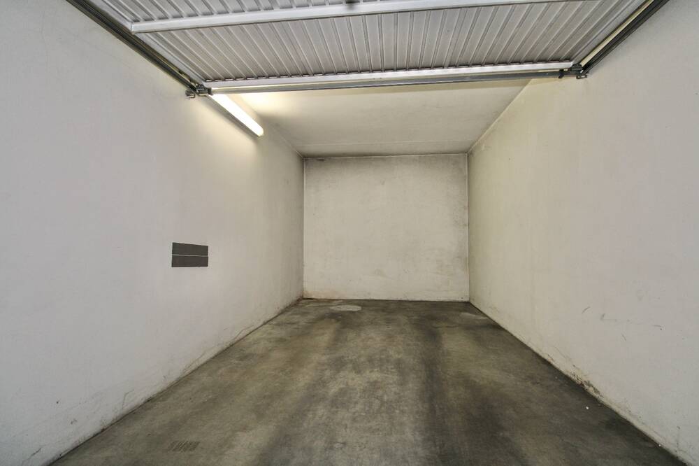 Parking & garage te  koop in Lokeren 9160 20000.00€  slaapkamers m² - Zoekertje 278258