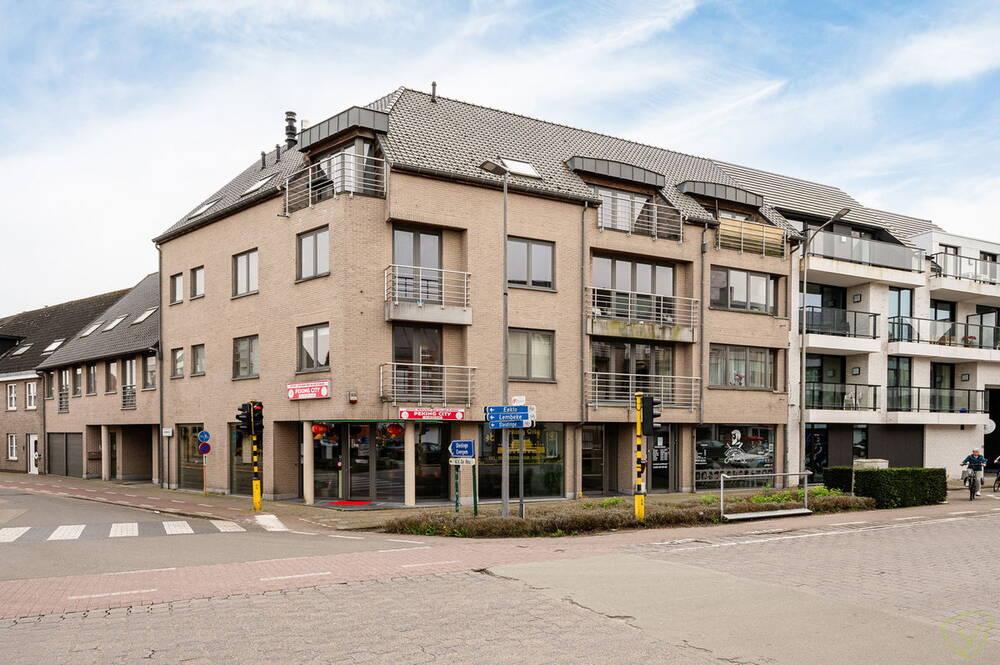 Appartement te  koop in Waarschoot 9950 185000.00€ 1 slaapkamers 68.00m² - Zoekertje 278329