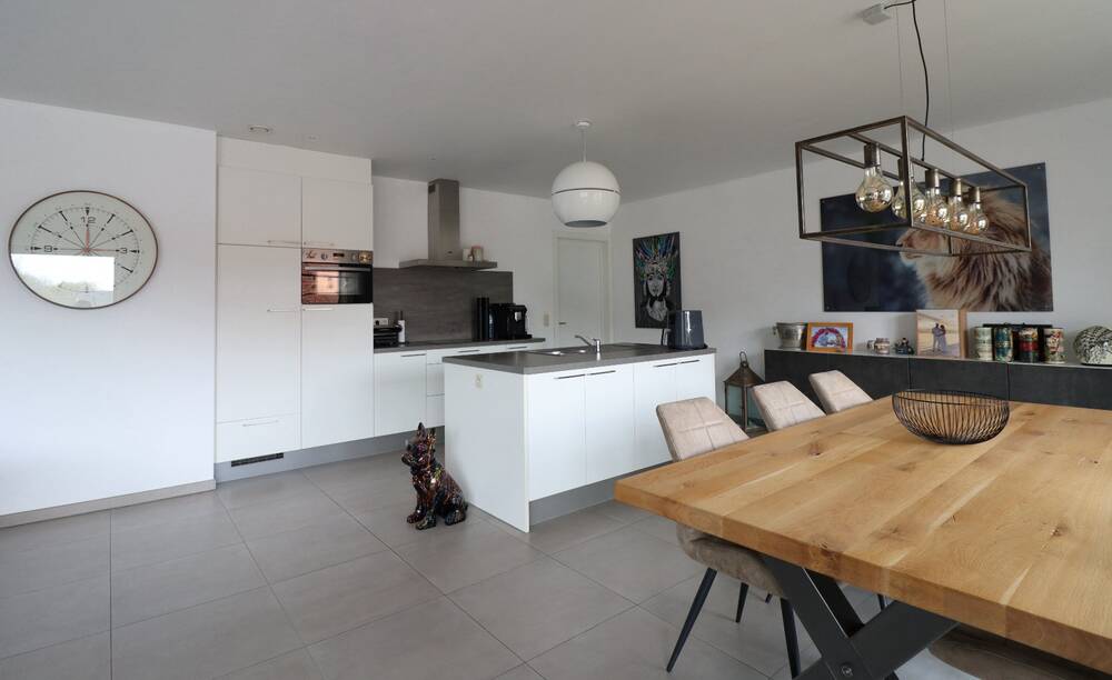 Appartement te  huur in Elversele 9140 935.00€ 2 slaapkamers 110.00m² - Zoekertje 278555