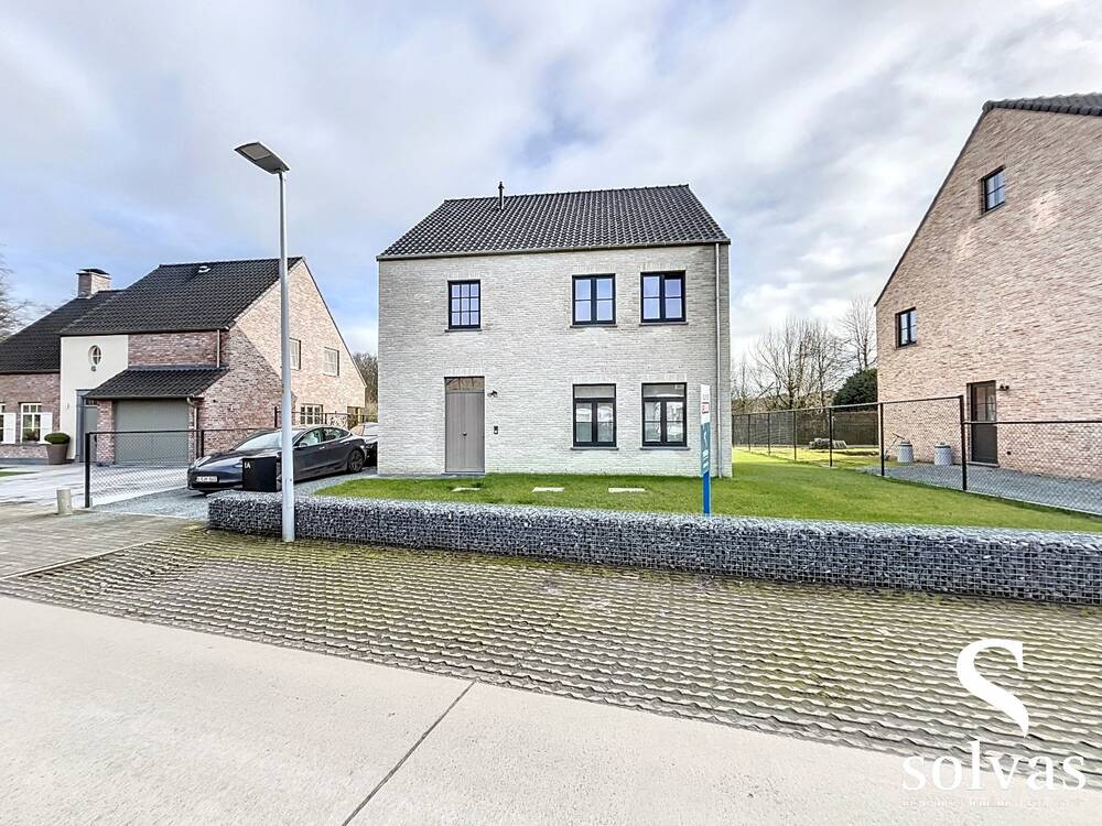 Huis te  huur in Aalter 9880 1300.00€ 5 slaapkamers m² - Zoekertje 278605