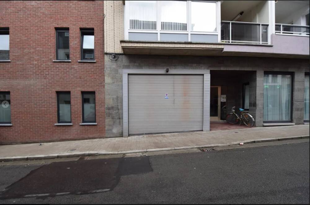 Parking & garage te  koop in Gent 9000 38000.00€  slaapkamers m² - Zoekertje 91525