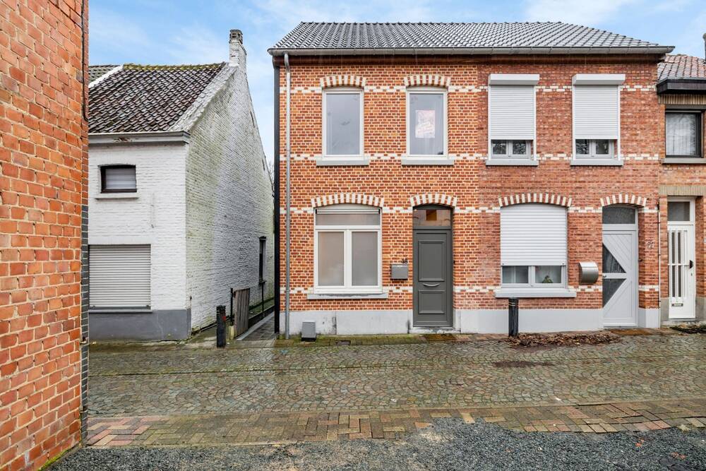 Huis te  koop in Waasmunster 9250 339000.00€ 2 slaapkamers 131.00m² - Zoekertje 278846