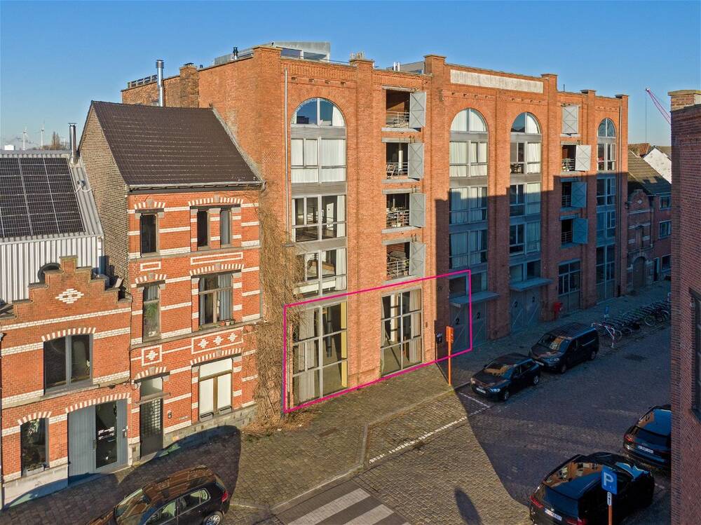 Kantoor te  koop in Gent 9000 860000.00€  slaapkamers m² - Zoekertje 92280