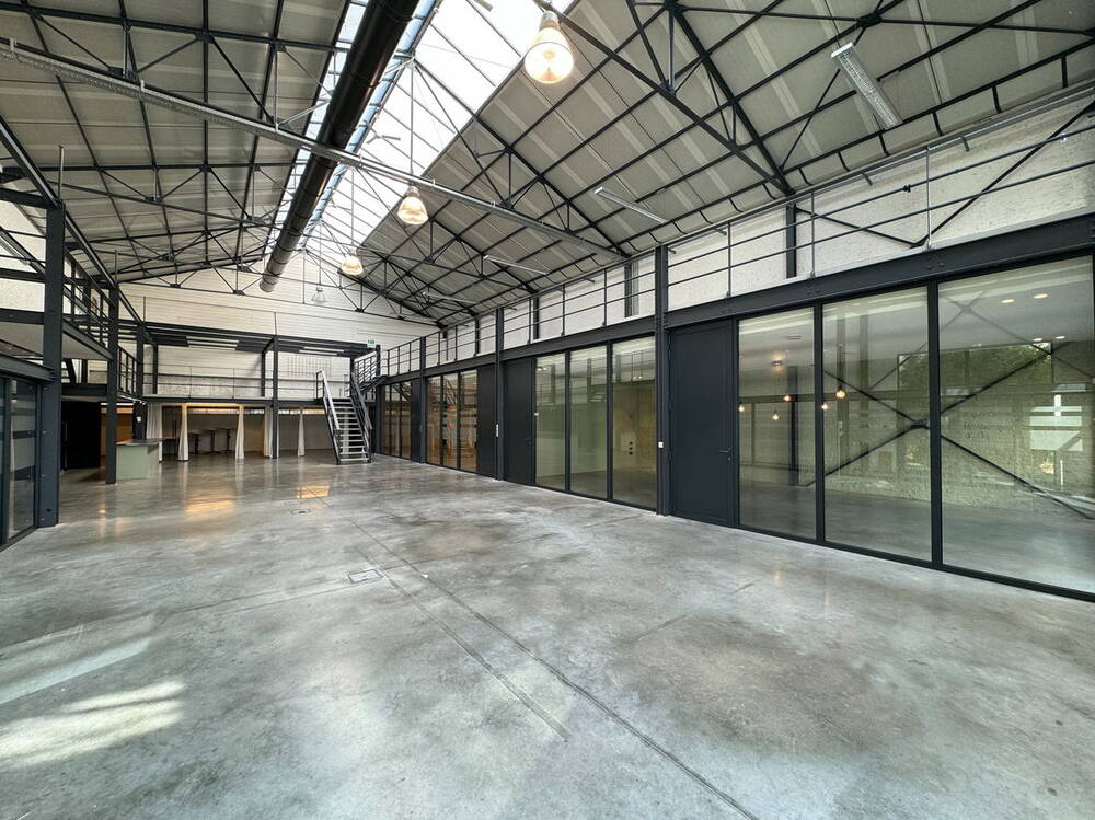 Kantoor te  huur in Gent 9000 7000.00€  slaapkamers 647.00m² - Zoekertje 279174