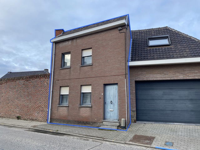 Huis te  koop in Denderhoutem 9450 140000.00€ 3 slaapkamers 120.00m² - Zoekertje 279188