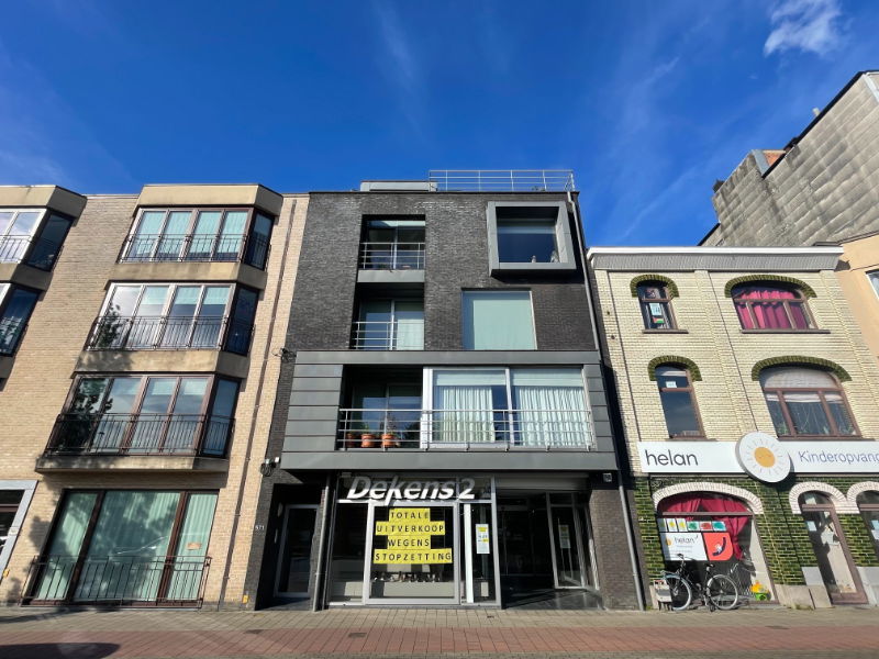 Commerciële ruimte te  koop in Gentbrugge 9050 720000.00€  slaapkamers 379.00m² - Zoekertje 279185