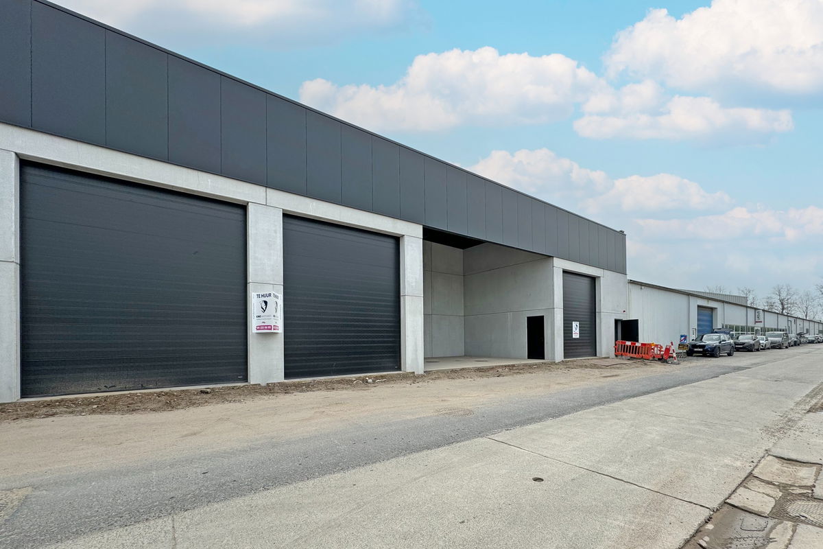 Industrie te  huur in Eeklo 9900 1760.00€  slaapkamers 290.00m² - Zoekertje 279168