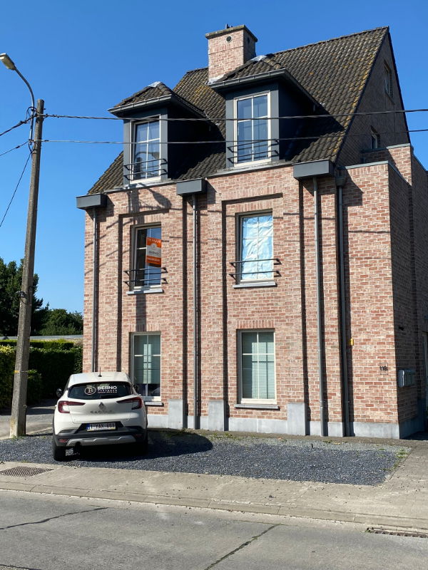 Appartement te  huur in Sint-Gillis-bij-Dendermonde 9200 725.00€ 2 slaapkamers m² - Zoekertje 279215