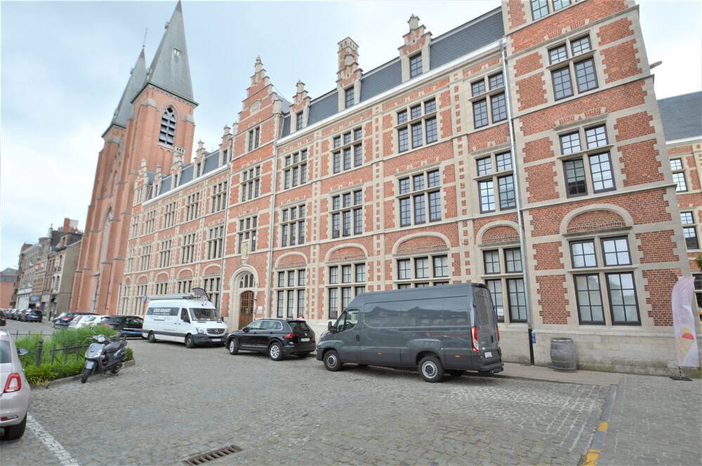 Appartement te  huur in Dendermonde 9200 1200.00€ 2 slaapkamers 67.00m² - Zoekertje 279334