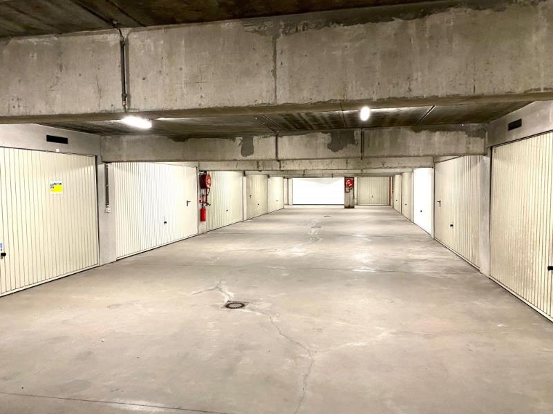 Parking & garage te  huur in Deinze 9800 65.00€  slaapkamers m² - Zoekertje 70891