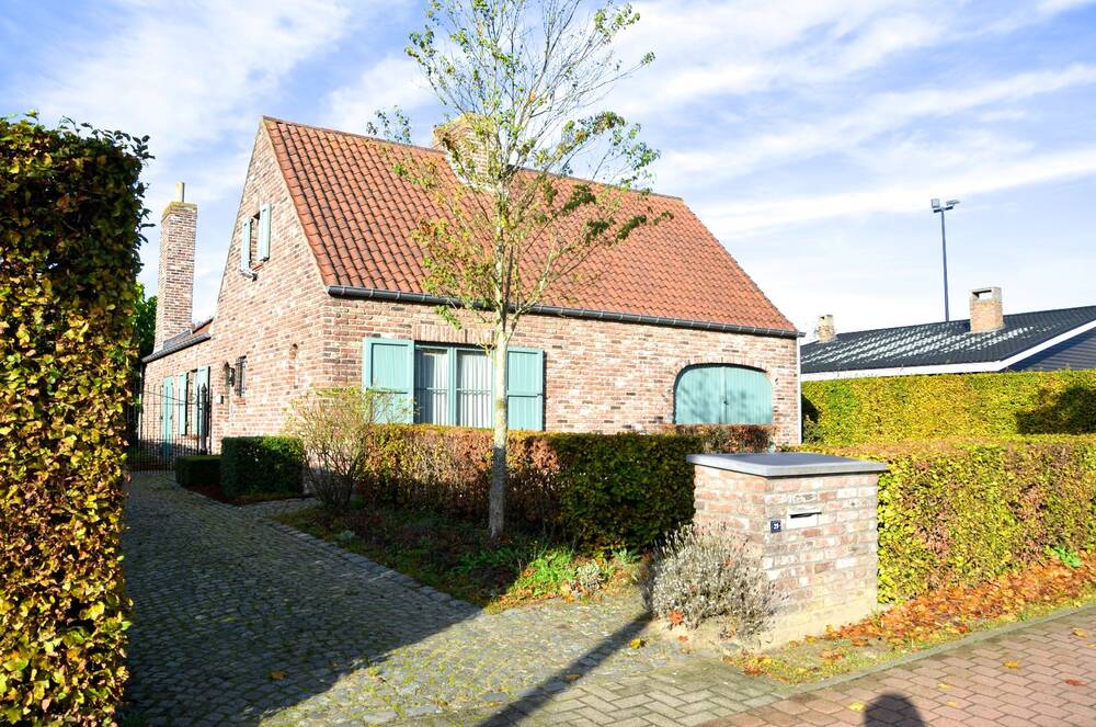 Huis te  huur in Maldegem 9990 950.00€ 2 slaapkamers 174.00m² - Zoekertje 279369