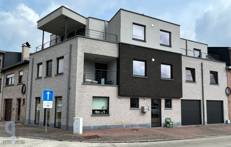 Appartement te  huur in Zottegem 9620 1150.00€ 3 slaapkamers 130.00m² - Zoekertje 279477