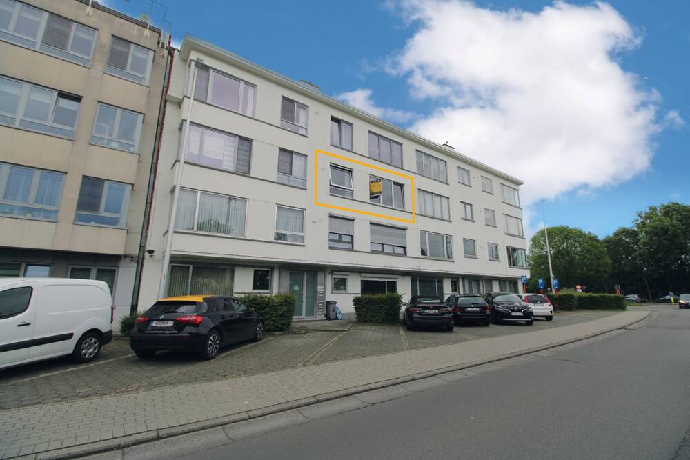 Appartement te  huur in Lokeren 9160 800.00€ 2 slaapkamers 90.00m² - Zoekertje 279471