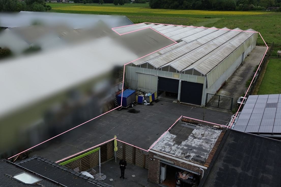 Industrie te  koop in Schoonaarde 9200 600000.00€  slaapkamers 1400.00m² - Zoekertje 93573