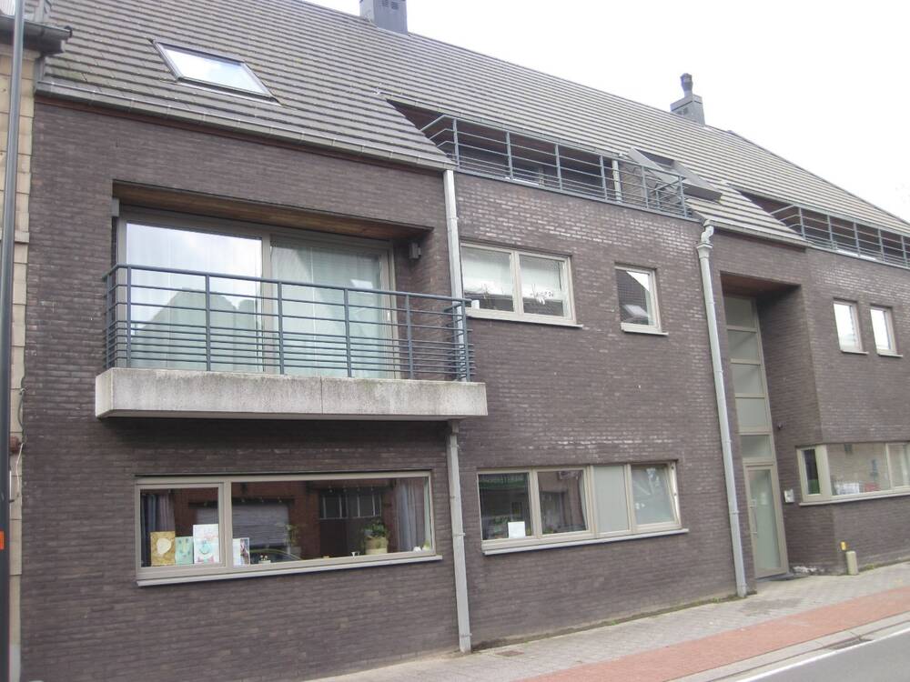 Appartement te  huur in Kruishoutem 9770 725.00€ 2 slaapkamers 90.00m² - Zoekertje 279610