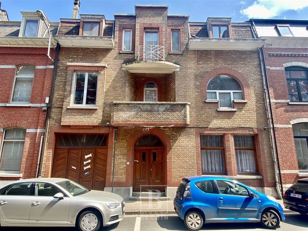 Herenhuis te  koop in Geraardsbergen 9500 499750.00€ 8 slaapkamers 340.00m² - Zoekertje 279700